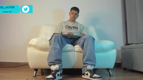 Snapshot of _juanes__ chatting on January 17, 2025, 1:57 am _juanes__ online show from January 17, 2025, 1:57 am