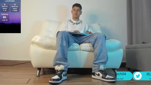 Snapshot of _juanes__ chatting on January 29, 2025, 10:32 pm _juanes__ online show from January 29, 2025, 10:32 pm