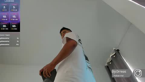 Snapshot of _juanes__ chatting on February 20, 2025, 5:40 pm _juanes__ online show from February 20, 2025, 5:40 pm