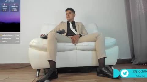 Snapshot of _juanes__ chatting on March 4, 2025, 3:37 pm _juanes__ online show from March 4, 2025, 3:37 pm