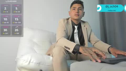 Snapshot of _juanes__ chatting on March 12, 2025, 11:54 pm _juanes__ online show from March 12, 2025, 11:54 pm