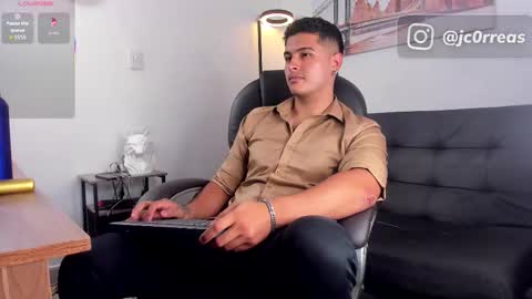 Snapshot of _juanes__ chatting on November 29, 2025, 11:41 pm _juanes__ online show from November 29, 2025, 11:41 pm