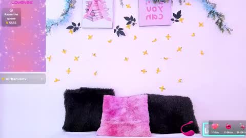 Snapshot of _karenestrada_ chatting on October 8, 2025, 6:11 am Karen online show from October 8, 2025, 6:11 am