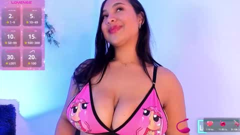 Snapshot of _karenestrada_ chatting on October 29, 2025, 5:31 am Karen online show from October 29, 2025, 5:31 am