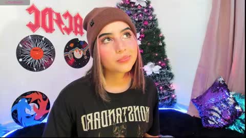 Snapshot of _karine01 chatting on December 29, 2024, 12:20 am _karine01 online show from December 29, 2024, 12:20 am