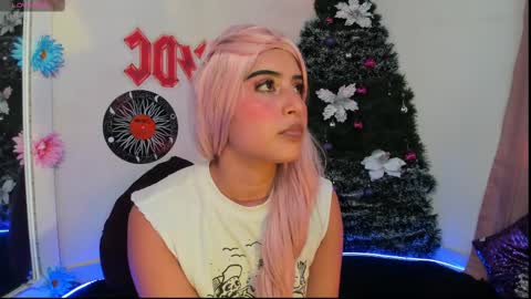 Snapshot of _karine01 chatting on December 29, 2024, 4:48 am _karine01 online show from December 29, 2024, 4:48 am