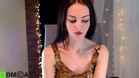 Snapshot of _karolina chatting on February 7, 2025, 2:47 pm karolina online show from February 7, 2025, 2:47 pm