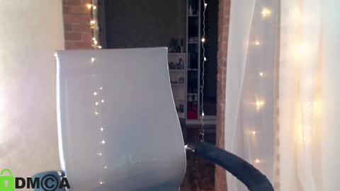 Snapshot of _karolina chatting on February 11, 2025, 7:16 pm karolina online show from February 11, 2025, 7:16 pm