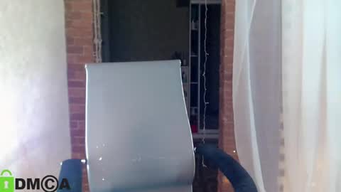 Snapshot of _karolina chatting on February 21, 2025, 6:37 pm karolina online show from February 21, 2025, 6:37 pm