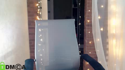 Snapshot of _karolina chatting on February 23, 2025, 1:53 pm karolina online show from February 23, 2025, 1:53 pm