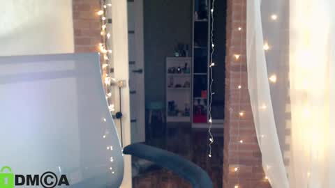 Snapshot of _karolina chatting on February 23, 2025, 4:57 pm karolina online show from February 23, 2025, 4:57 pm