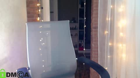 Snapshot of _karolina chatting on February 27, 2025, 6:42 pm karolina online show from February 27, 2025, 6:42 pm