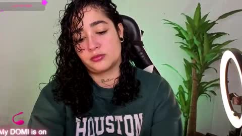     online show from October 4, 2025, 3:21 pm