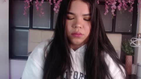 Snapshot of _kathya_spinelli_ chatting on November 27, 2025, 1:24 pm kathy online show from November 27, 2025, 1:24 pm