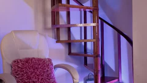 kelly online show from October 21, 2025, 12:39 pm