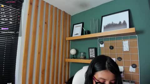 Snapshot of _kiramoon__ chatting on December 14, 2025, 8:24 pm Kiraaaa 0 online show from December 14, 2025, 8:24 pm