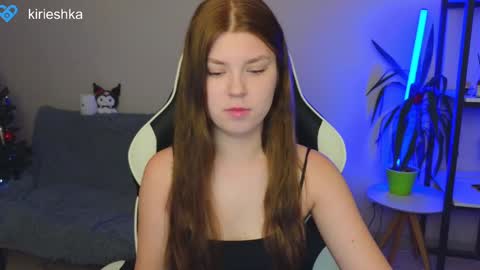 Snapshot of _kirieshka chatting on December 26, 2024, 1:10 pm Molly Emily online show from December 26, 2024, 1:10 pm