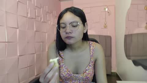 Snapshot of _kita chatting on October 23, 2025, 12:48 pm Jalina online show from October 23, 2025, 12:48 pm