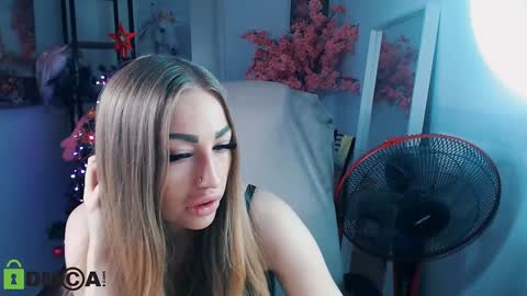 Snapshot of _kittyboo chatting on December 30, 2024, 4:20 am Aleksa online show from December 30, 2024, 4:20 am