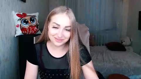 Snapshot of _kittyboo chatting on November 24, 2025, 6:35 am Aleksa online show from November 24, 2025, 6:35 am