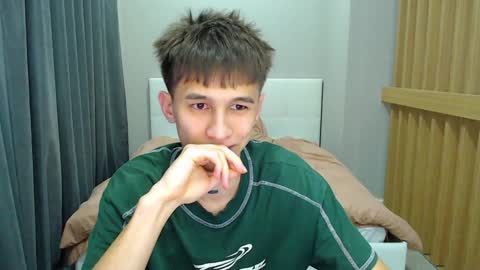 Snapshot of _kurt chatting on January 7, 2025, 4:05 pm Kurt online show from January 7, 2025, 4:05 pm