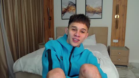 Snapshot of _kurt chatting on January 31, 2025, 11:13 pm Kurt online show from January 31, 2025, 11:13 pm