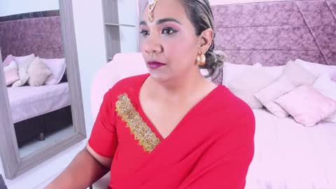 NAILHA SAJANI  online show from February 5, 2025, 2:59 pm