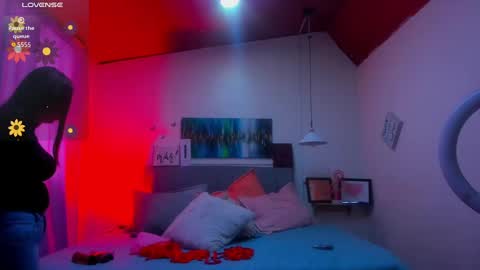 Snapshot of _lara1 chatting on October 25, 2025, 6:57 pm paulina online show from October 25, 2025, 6:57 pm