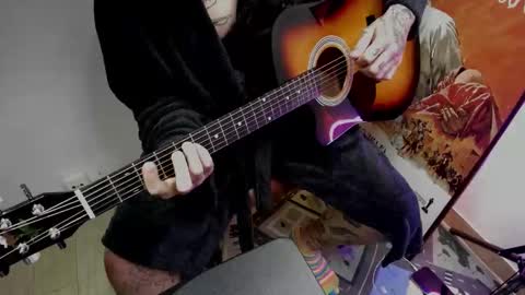 Snapshot of _layne chatting on September 28, 2025, 9:14 am Layne online show from September 28, 2025, 9:14 am