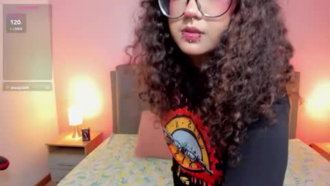 Liily online show from September 11, 2025, 3:12 pm