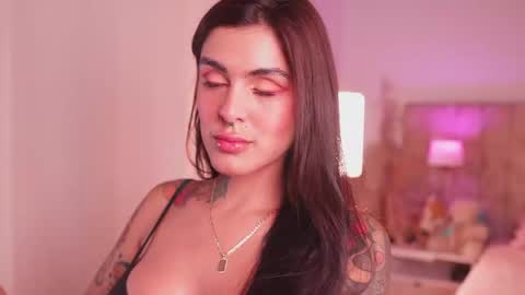 Lissana online show from November 20, 2025, 11:04 pm