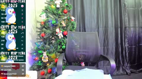 Mily online show from December 28, 2024, 1:29 am