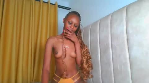 Littlevenus online show from September 14, 2025, 3:11 pm