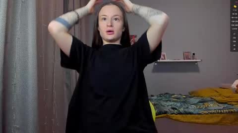 _lorra online show from February 13, 2025, 5:11 pm