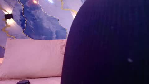 Snapshot of _lorrayne_ chatting on October 23, 2025, 12:04 pm Lorrayne online show from October 23, 2025, 12:04 pm