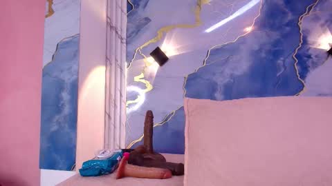 Snapshot of _lorrayne_ chatting on November 15, 2025, 12:34 pm Lorrayne online show from November 15, 2025, 12:34 pm