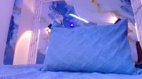 Snapshot of _lorrayne_ chatting on November 19, 2025, 12:05 pm Lorrayne online show from November 19, 2025, 12:05 pm