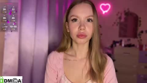 Snapshot of _love_me_again chatting on October 19, 2025, 9:37 pm Katie online show from October 19, 2025, 9:37 pm