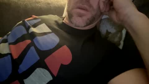 _lululeo_ online show from December 2, 2025, 2:50 am