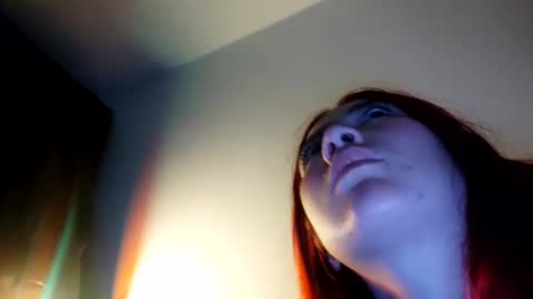 Snapshot of _lunaa__ chatting on December 21, 2024, 4:19 am _lunaa__ online show from December 21, 2024, 4:19 am