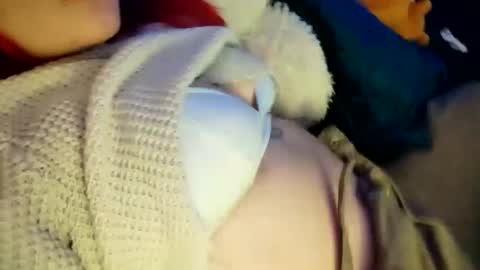 Snapshot of _lunaa__ chatting on December 28, 2024, 12:47 am _lunaa__ online show from December 28, 2024, 12:47 am