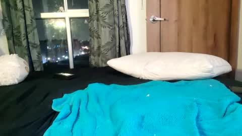 Snapshot of _lunaa__ chatting on December 31, 2024, 7:20 am _lunaa__ online show from December 31, 2024, 7:20 am