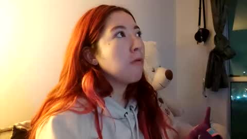 Snapshot of _lunaa__ chatting on February 11, 2025, 4:44 am _lunaa__ online show from February 11, 2025, 4:44 am