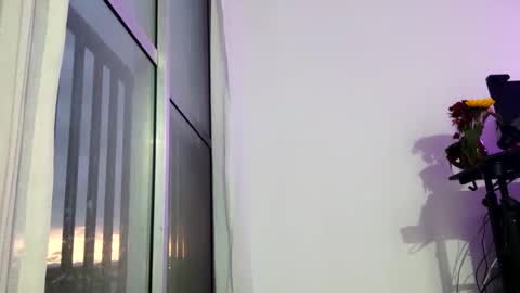 Snapshot of _lunaa__ chatting on March 12, 2025, 11:22 pm _lunaa__ online show from March 12, 2025, 11:22 pm