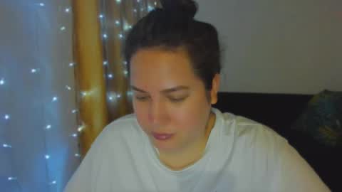 Snapshot of _madalexa_ chatting on October 4, 2025, 2:20 am Alexa online show from October 4, 2025, 2:20 am