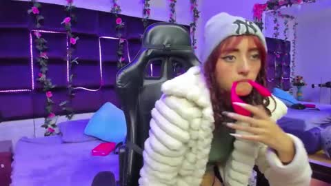 Snapshot of _maleja_19_ chatting on September 20, 2025, 2:34 am maleja online show from September 20, 2025, 2:34 am