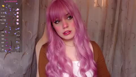 Snapshot of _marcelline_ chatting on December 11, 2024, 11:41 am Kira online show from December 11, 2024, 11:41 am