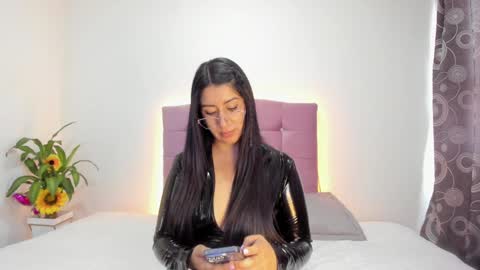 Snapshot of _marie__ chatting on December 20, 2024, 8:23 pm Maria paula online show from December 20, 2024, 8:23 pm