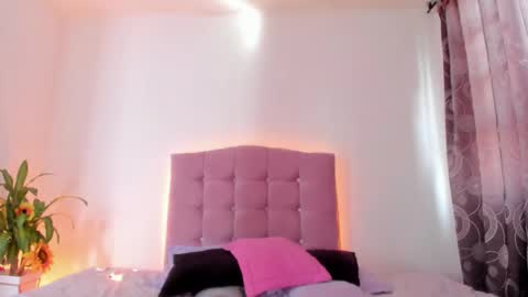 Snapshot of _marie__ chatting on March 3, 2025, 8:54 pm Maria paula online show from March 3, 2025, 8:54 pm