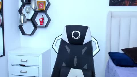 _matthew_santos_ online show from January 15, 2025, 2:17 am